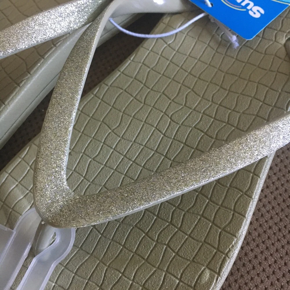 Women’s Glitter Sandals - Picture 2 of 4